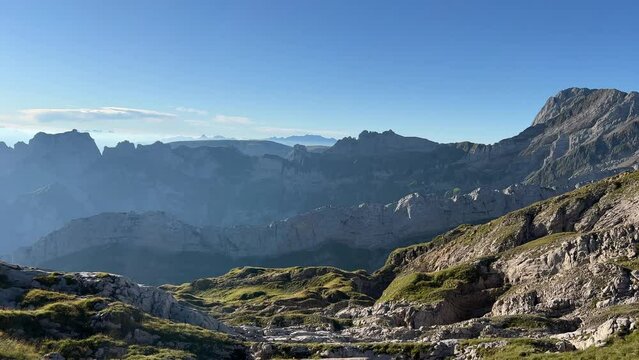 In der Schweiz am S&auml;ntis