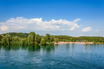 Herrlicher Badestrand am Großen Brombachsee
