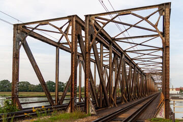 Stary most kolejowy Wrocław