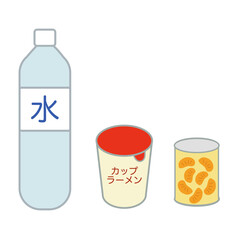 シンプルな水のペットボトル　カップラーメン　みかんの缶詰　ローリングストック