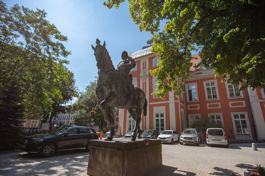 Monument to Bartolomeo Colleoni and Czapski Palace in Warsaw, Poland