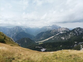 Fototapeta na wymiar Montagna, alpi slovene