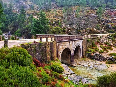 Ponte da Mizarela, Ponte da Misarela or Ponte dos Frades.