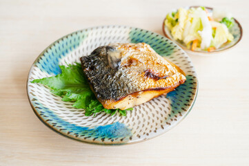 焼き魚　塩さば