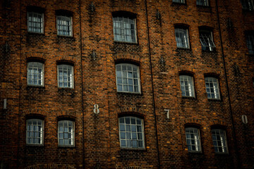 Obraz premium facade of an old palace in hamburg