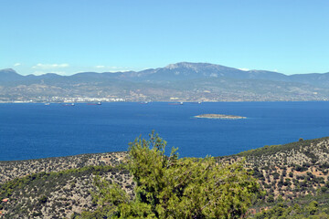 Fototapeta na wymiar View of the Saronic gulf in Corinthia, Peloponnese, Greece.