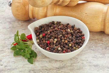 Peppercorn mix heap in the bowl