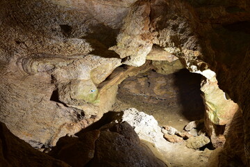 Jaskinia na Kadzielni, Kielce, podziemia, trasa turystyczna