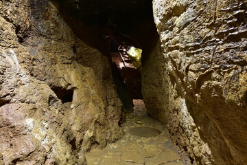 Jaskinia na Kadzielni, Kielce, podziemia, trasa turystyczna