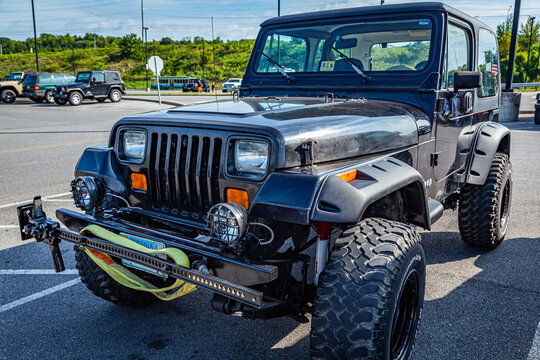 Modified Jeep Wrangler YJ Hardtop