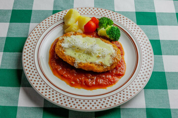 チーズカツレツ