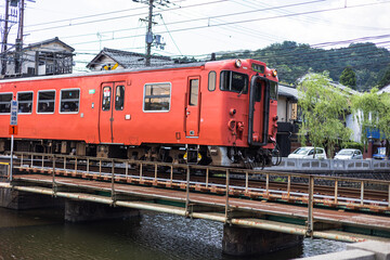 城崎温泉を走る電車