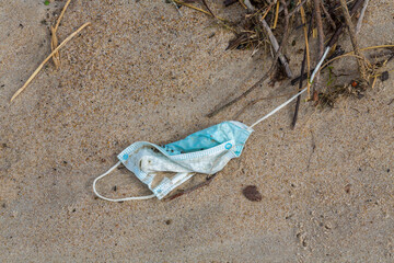 Alien Object on the Beach 29