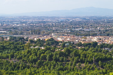 Fototapeta na wymiar View of the city in an environment of economic progress