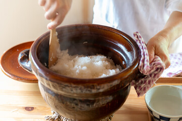 土鍋で炊いたごはん　白米　炊飯