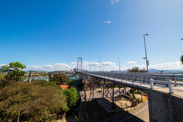 desenhos geométricos criados pela estrutura da ponte Hercílio Luz da cidade de Florianópolis estado de Santa Catarina Brasil  florianopolis