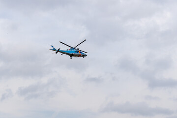 Fototapeta na wymiar 警察のヘリコプター