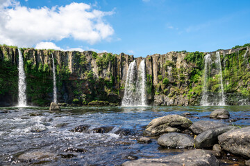 日本の滝100選のひとつ東洋のナイアガラと呼ばれる大分県豊後大野市の原尻の滝