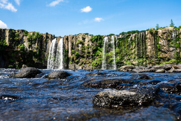 日本の滝100選のひとつ東洋のナイアガラと呼ばれる大分県豊後大野市の原尻の滝