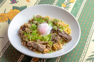 すき焼き風パスタ