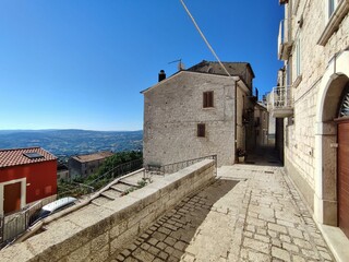 Ferrazzano - Scorcio panoramico del centro storico da Via Baranello