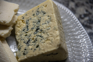 blue cheese and bread