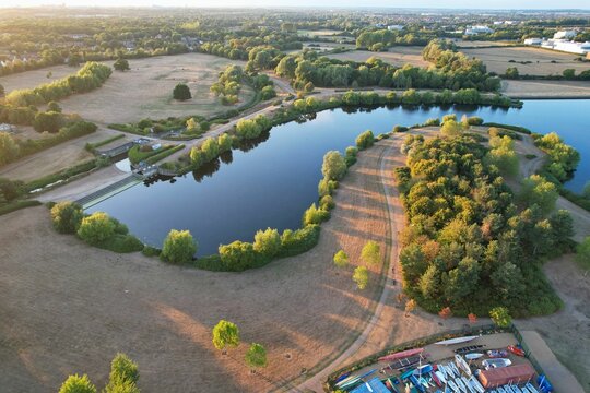 Milton Bilder Durchsuchen 3,450 Archivfotos, und