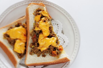 cheese and minced pork curry on toast