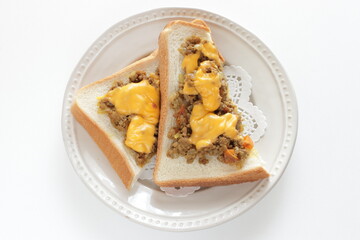 cheese and minced pork curry on toast