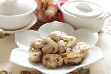 Chinese food, spring onion and mushroom stir fried for vegetarian dishes