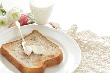 pan fried bacon and sunny side up fried egg for breakfast menu