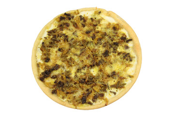 tarte aux oignons isolées sur un fond blanc