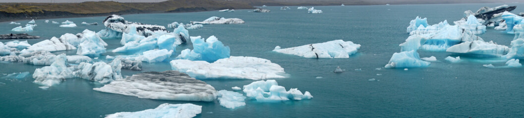 Jokulsarlon - glacial lagoon in Iceland - panorama