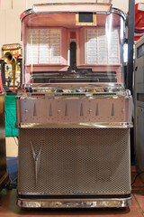 Details of Retro Jukebox: Music and Dance in the 1940s and in the 1950s.