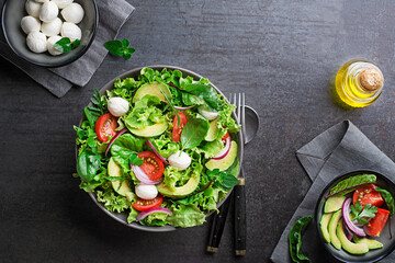 Green salad avocado