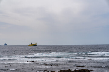 溶岩流　三宅島　学校跡