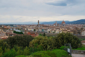 Fototapeta na wymiar Vistas de Florencia desde Piazzale Michelangelo