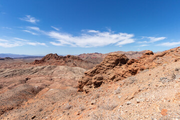 Fototapeta na wymiar View of red rock formations at Lake Mead Recreation Area in Nevada