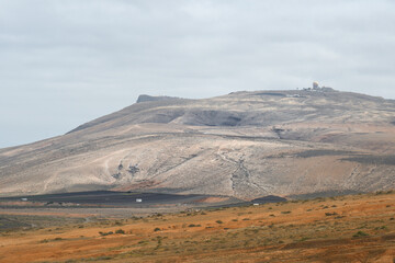 Fototapeta na wymiar Volcanic lands of Lanzarote
