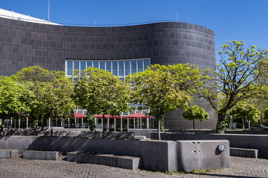 View of Museum Kunstsammlung K20 (Art Collection K20) building on Grabbeplatz with its distinctive facade of black Bornholm granite, was opened in 1986. DUSSELDORF, GERMANY. APRIL 17, 2022.