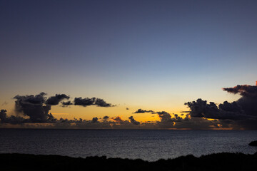 沖縄県宮古島　夕暮れの海岸