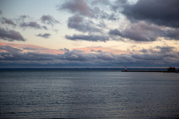 Naklejka premium sunset over the sea