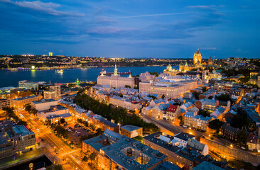 Obraz premium Quebec City at blue hour, aerial view