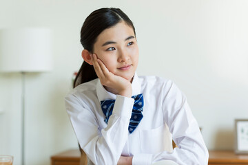 女子校生