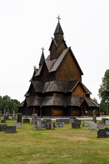 Fototapeta na wymiar Eglises et cimetières norvégiens