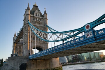Fototapeta na wymiar panoramic view of the tower bridge.