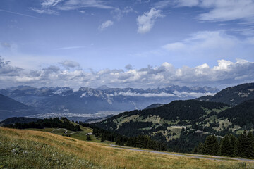 Fototapeta na wymiar View over the mountains in Gryon, Switzerland