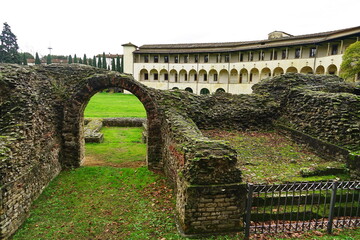 Roman amphitheater in Arezzo, Tuscany, Italy - obrazy, fototapety, plakaty