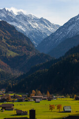 Fototapeta na wymiar Autumn Season in the Swiss Alps, Bern, Switzerland