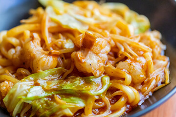 ホルモンうどん